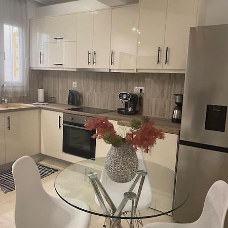 Apartment By The Castle Яніна Екстер'єр фото