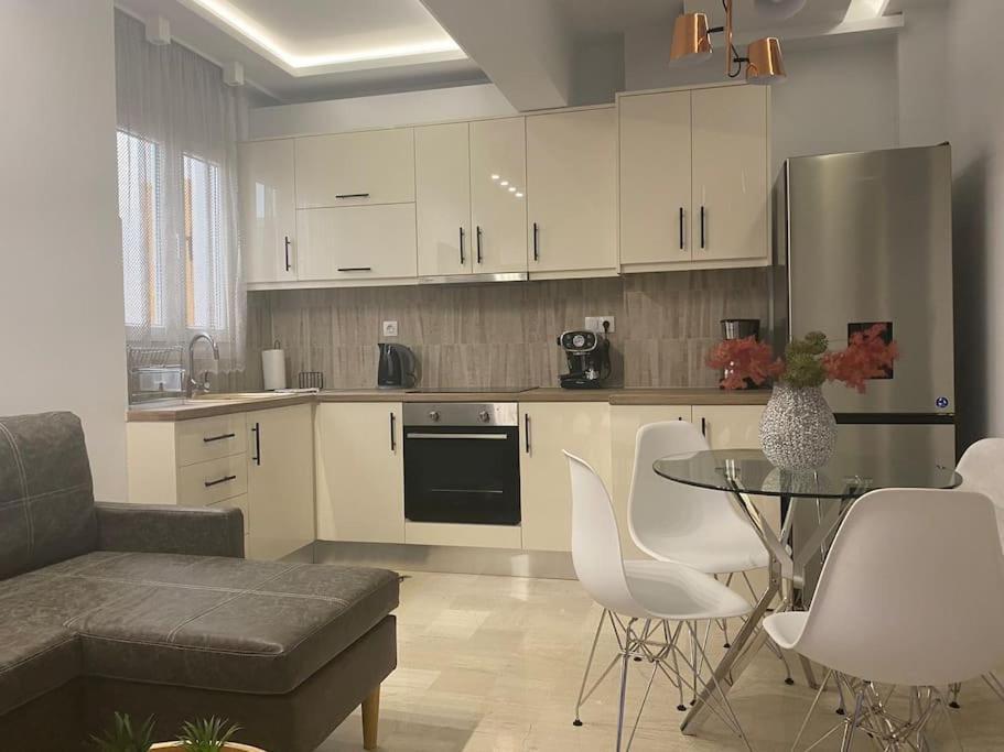 Apartment By The Castle Яніна Екстер'єр фото