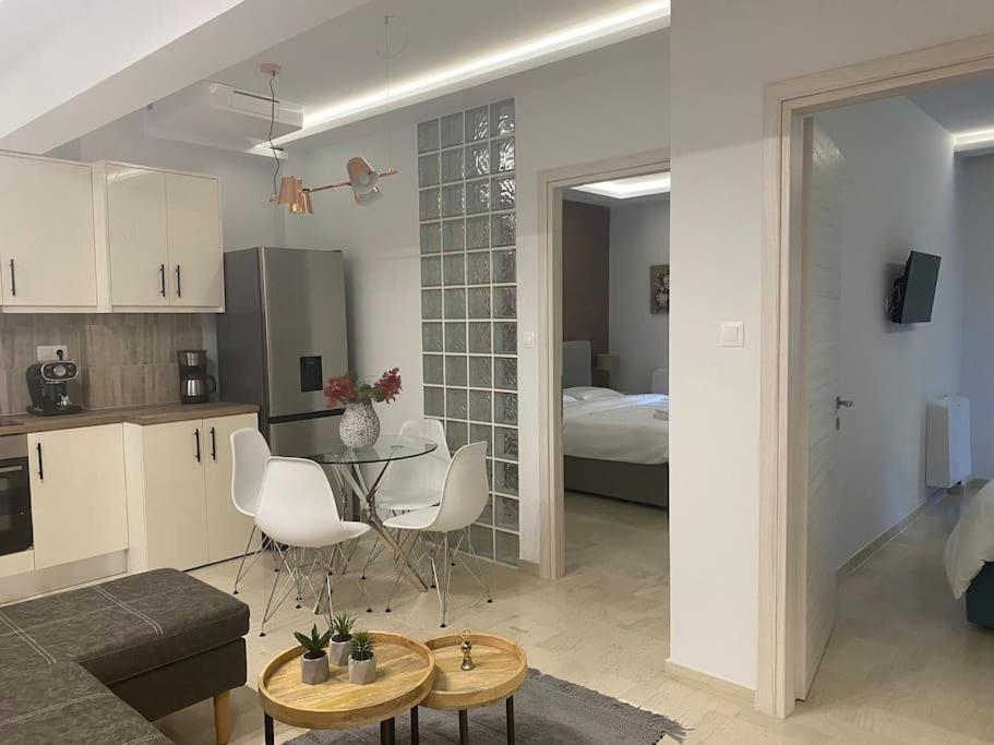 Apartment By The Castle Яніна Екстер'єр фото